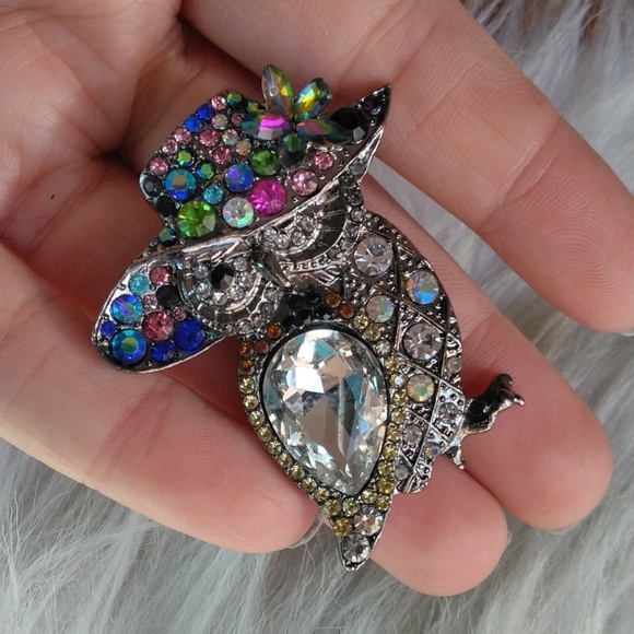 Amazing Rhinestone Owl Brooch - Picture 3 of 5